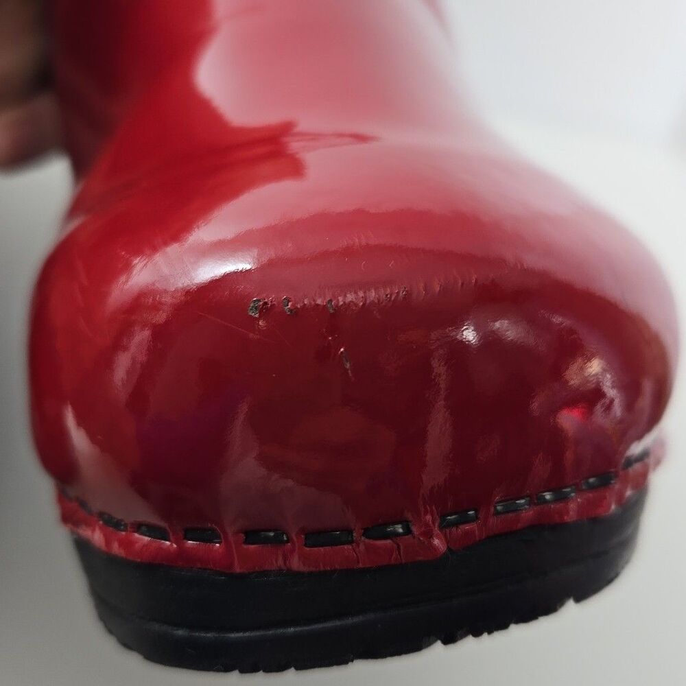 Sanita Danish Clogs Red Patent Leather Slip On Nurse Shoes WIDE EU 41 Women's 10 - Picture 11 of 12